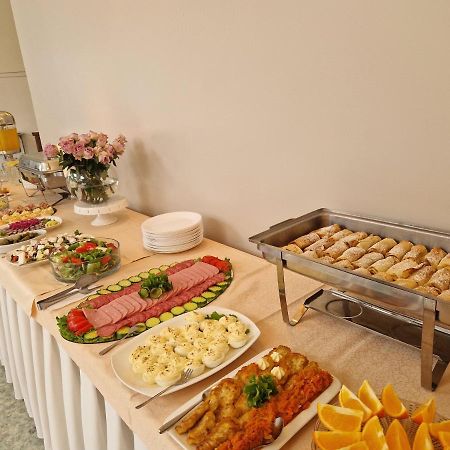 Hotel Poilsio Namai "Vyturys" Palanga Esterno foto