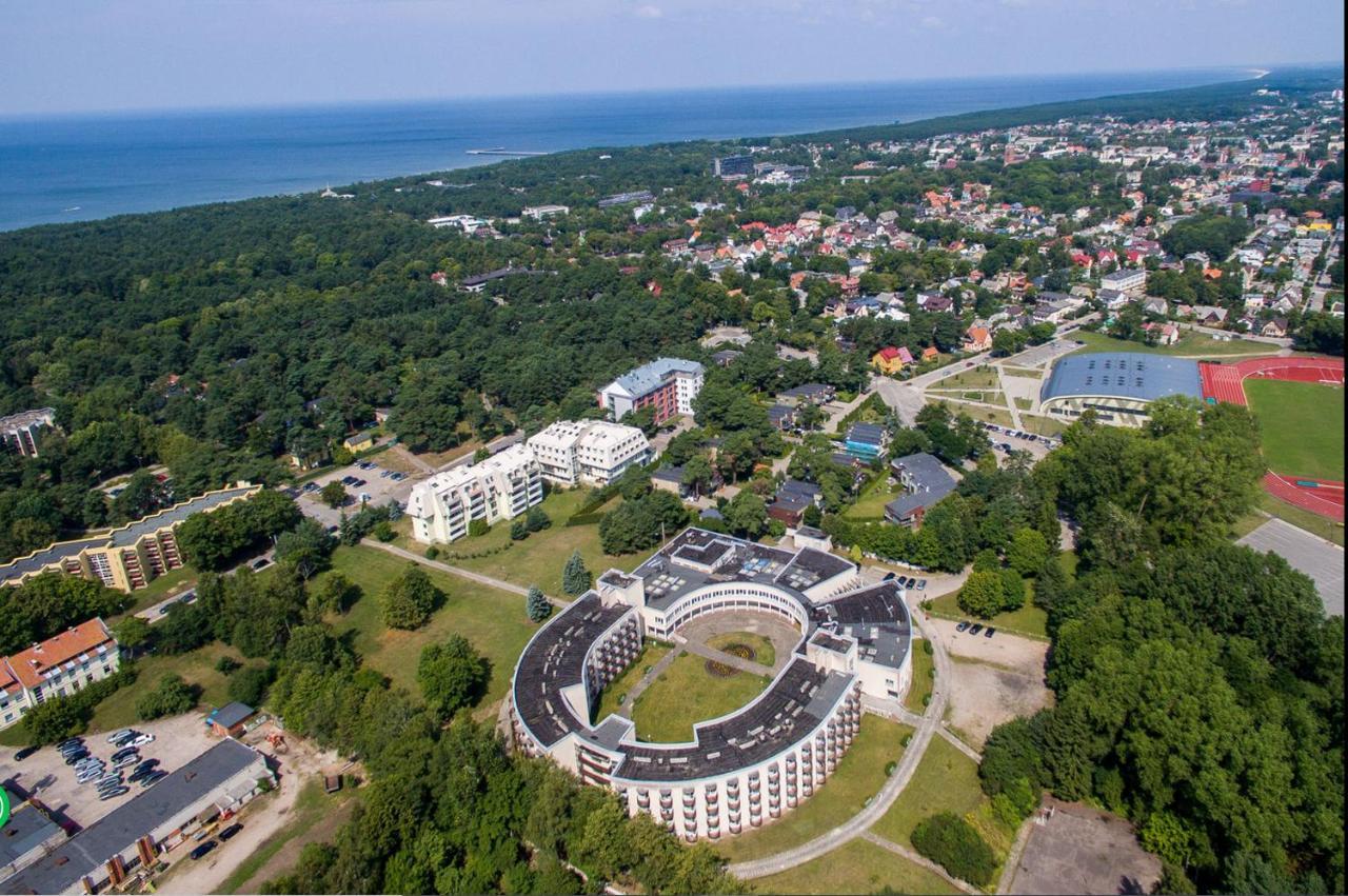 Hotel Poilsio Namai "Vyturys" Palanga Esterno foto