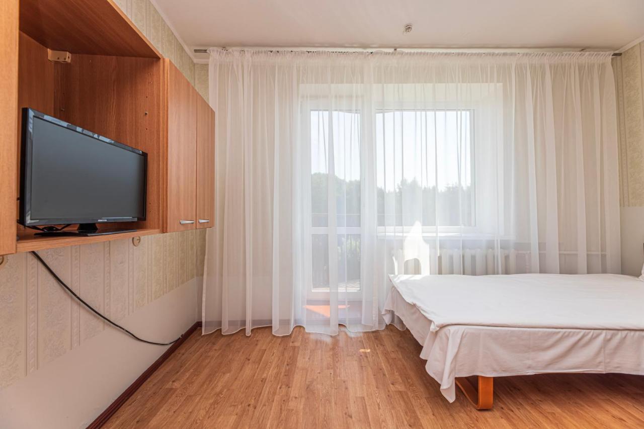 Hotel Poilsio Namai "Vyturys" Palanga Esterno foto