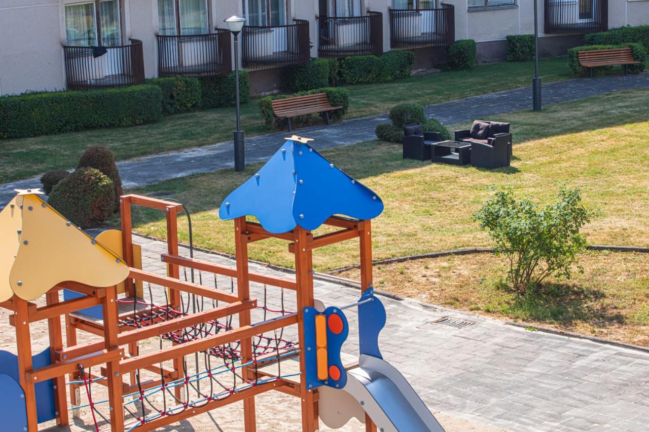 Hotel Poilsio Namai "Vyturys" Palanga Esterno foto