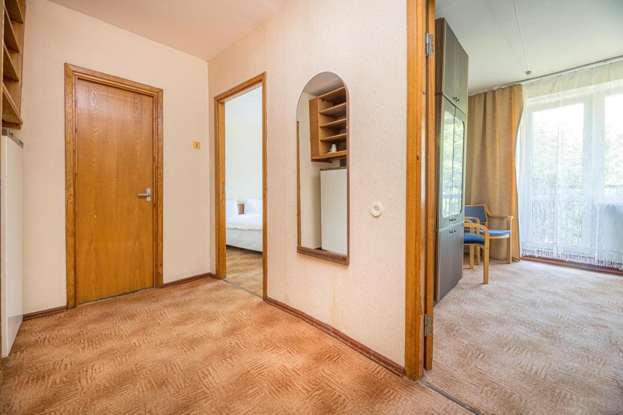 Hotel Poilsio Namai "Vyturys" Palanga Esterno foto